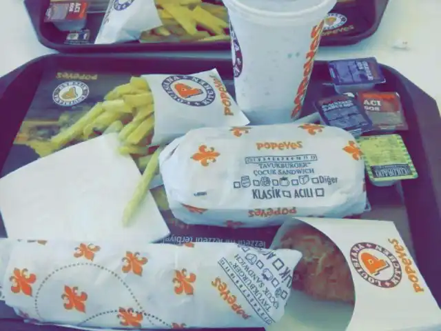 Popeye's'nin yemek ve ambiyans fotoğrafları 4