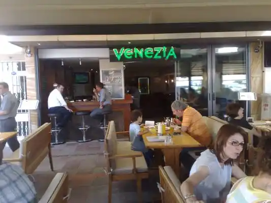 Venezia Cafe