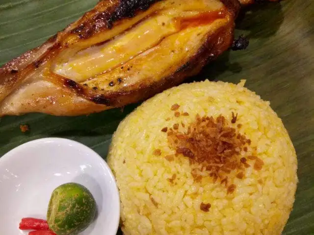 Bacolod Chicken Inasal Food Photo 16
