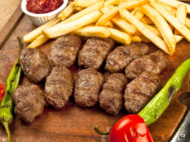 Direkli Köftecisi'nin yemek ve ambiyans fotoğrafları 1
