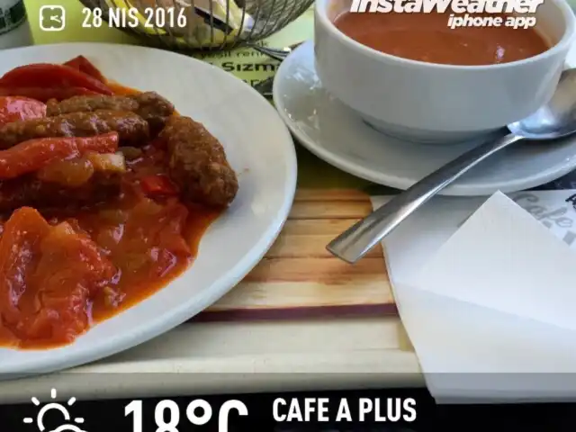A Plus Cafe & Resturant'nin yemek ve ambiyans fotoğrafları 15