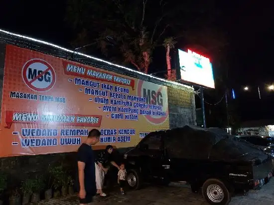 Gambar Makanan Rumah Makan Sehati Borobudur Spesial Ndas Beong 6