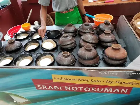 Gambar Makanan Srabi Notosuman 11