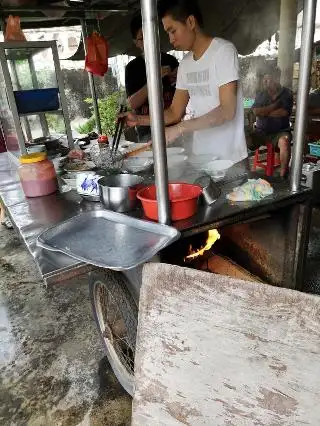 "Ji Kut" Noodles Food Photo 2