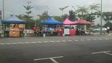 Under Canopy Food Station Food Photo 2