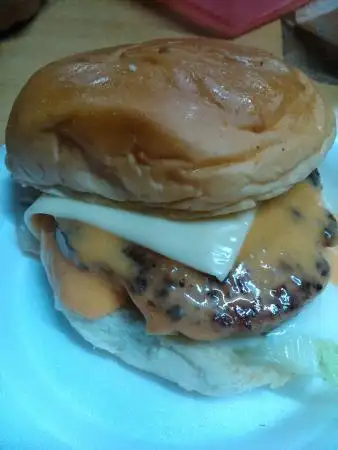 AHZA Burger House Food Photo 1