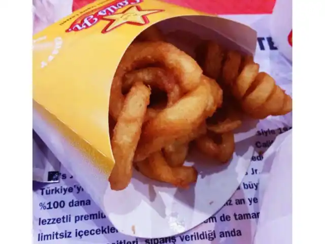 Carl's Jr.'nin yemek ve ambiyans fotoğrafları 34