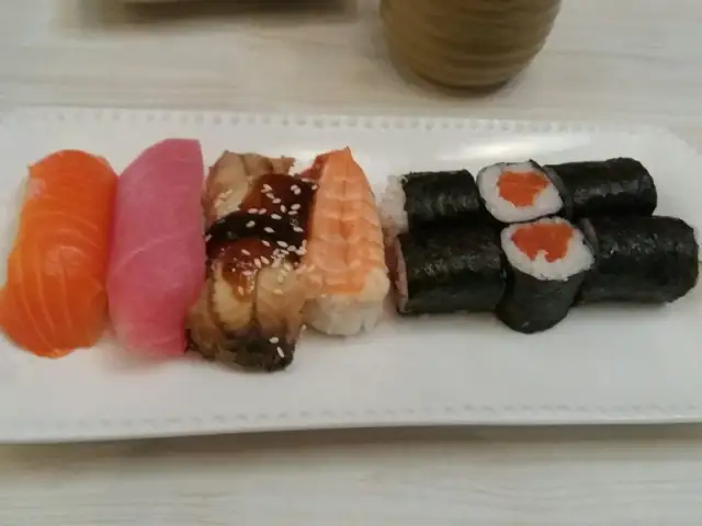 Gambar Makanan De'Sushi 8