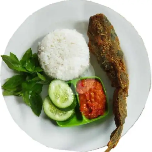 Gambar Makanan Nasi Goreng & Pecel Lele Bang Kumis, Gedongkiwo 13