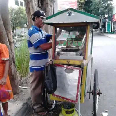 Kue Leker Depan Pasar Bantul