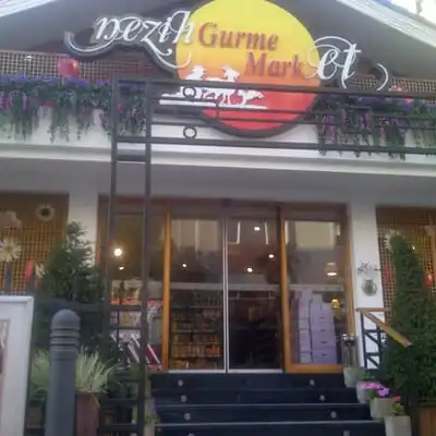 Nezih Gurme Market