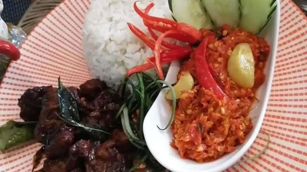 Nasi Ayam Kicap Padu