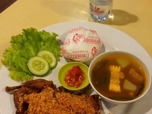 Gambar Makanan AyamGorengKarawaci 7