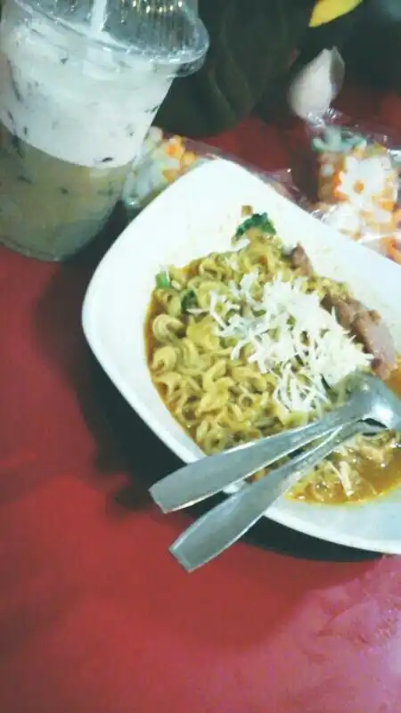 Gambar Makanan Mie XP Extra Pedas 2