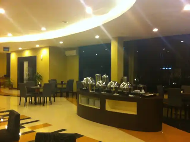 Gambar Makanan Serambi Botani Coffee - IPB Convention Hotel 2