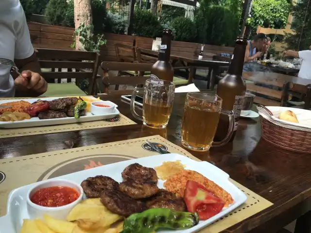 KÖFDEM İçkili Barbekü'nin yemek ve ambiyans fotoğrafları 10