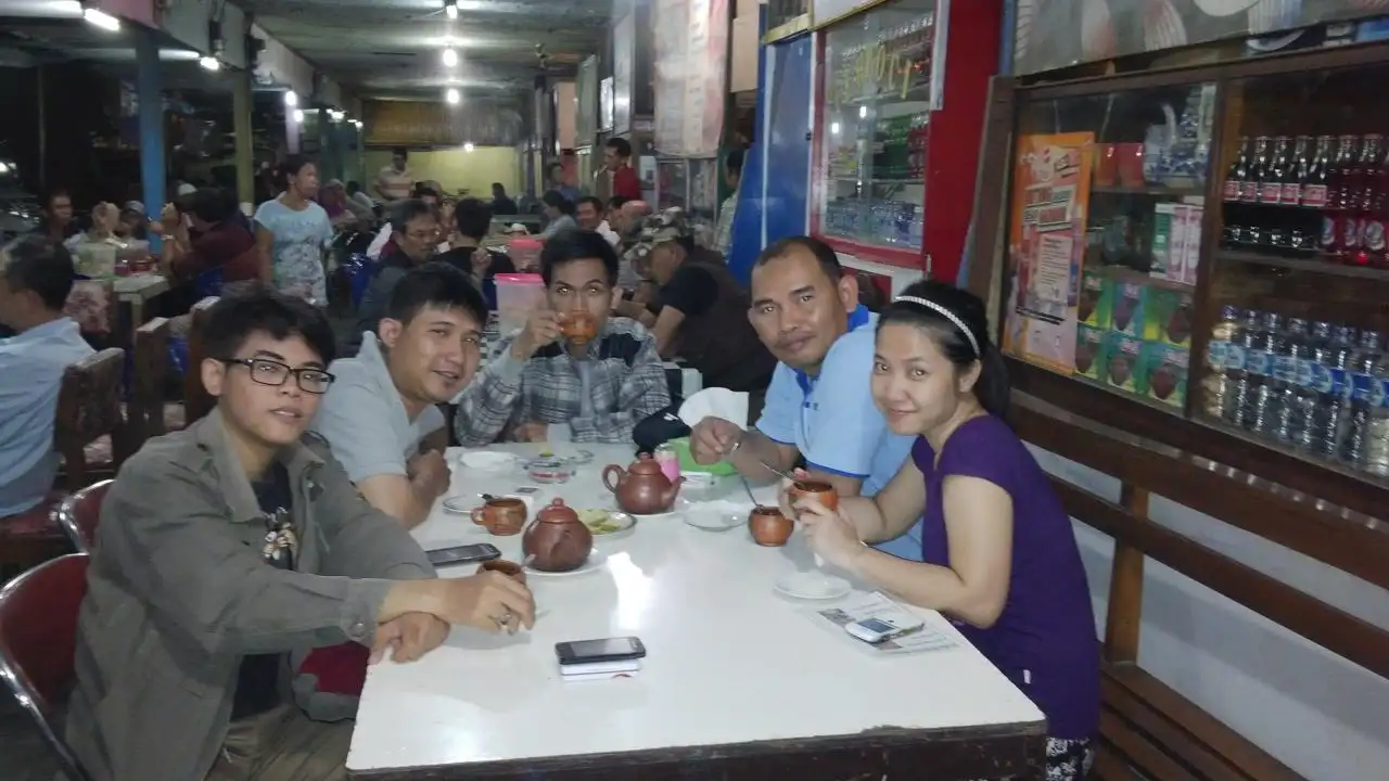 Warung Teh Poci