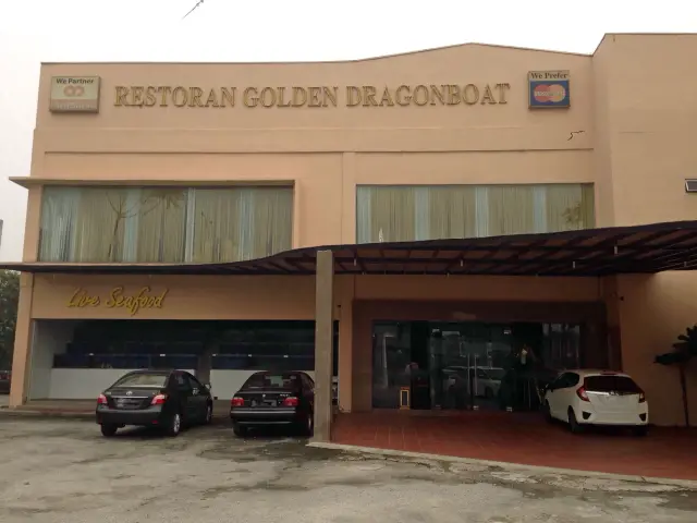 Golden Dragonboat Food Photo 3