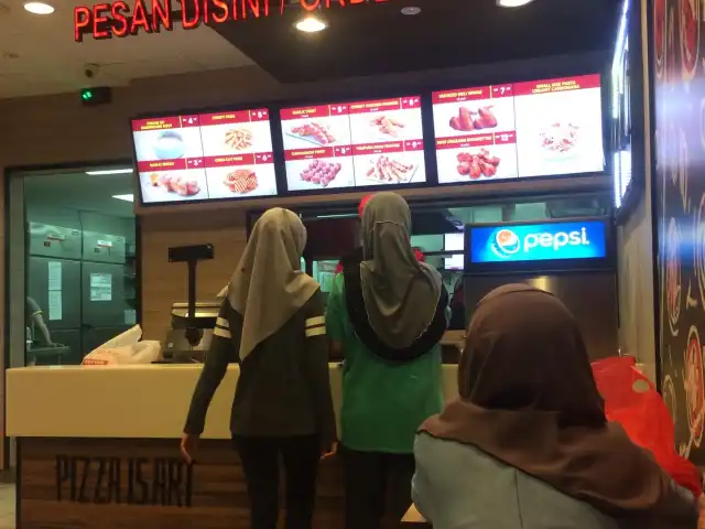 Pizza Hut Delivery @ PHD, Saujana Utama Food Photo 2