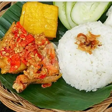 Gambar Makanan Ayam Geprek 1112 Sambel Merah Putih 10