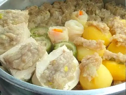 Siomay Ikan & Soto Betawi Den Bagus