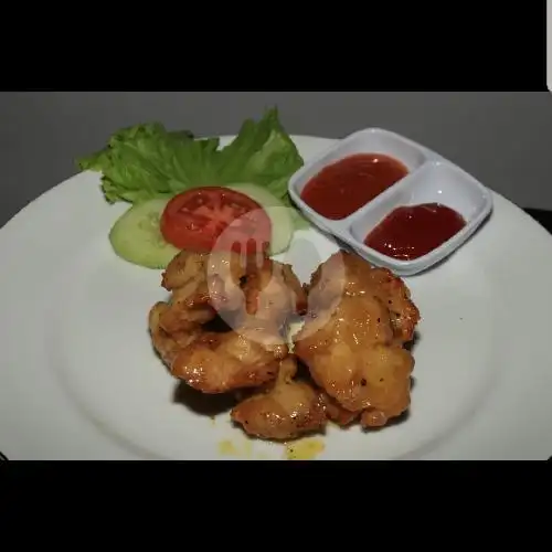 Gambar Makanan Aquarium Sports Bar, Kubu Anyar 14