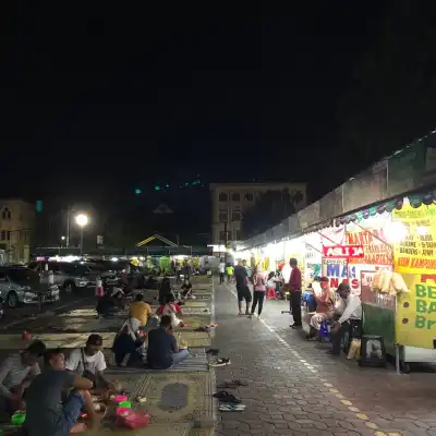 Kawasan Kuliner Malam Kota Barat