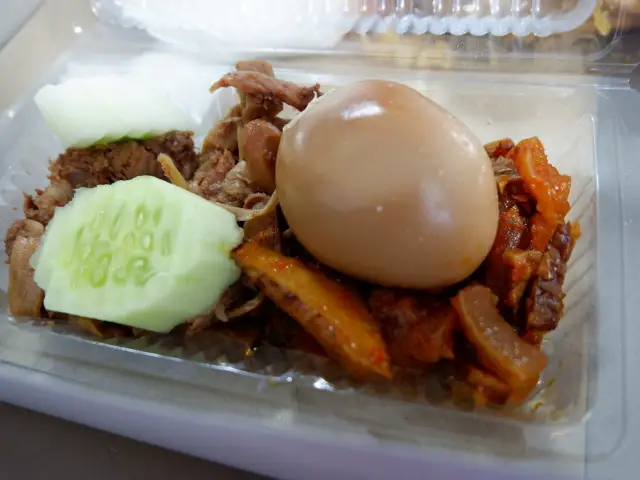 Gambar Makanan Ayam Goreng Suharti 5
