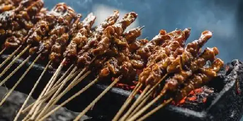 Sate Madura Pak Sony, Patuha