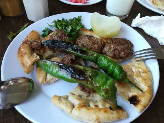 Manavgat Şimşek Köfte Piyaz'nin yemek ve ambiyans fotoğrafları 1