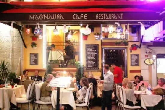Magnaura Restaurant'nin yemek ve ambiyans fotoğrafları 24