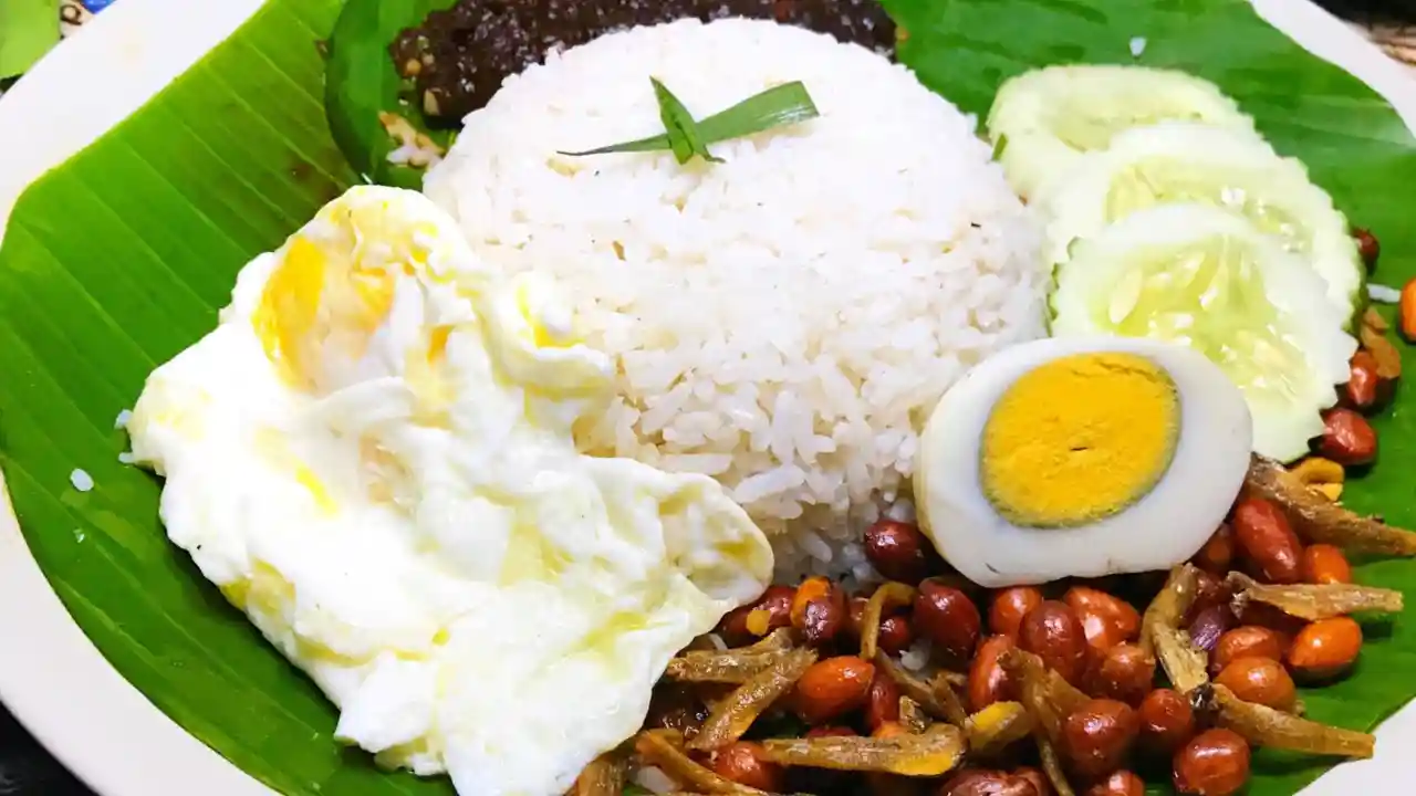 Nasi Lemak Daun Pisang Lizza Empire