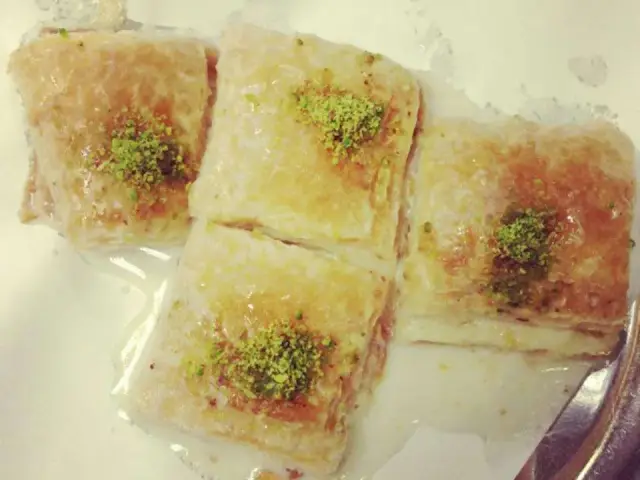 Kafadaroğlu Baklava & Börek'nin yemek ve ambiyans fotoğrafları 5
