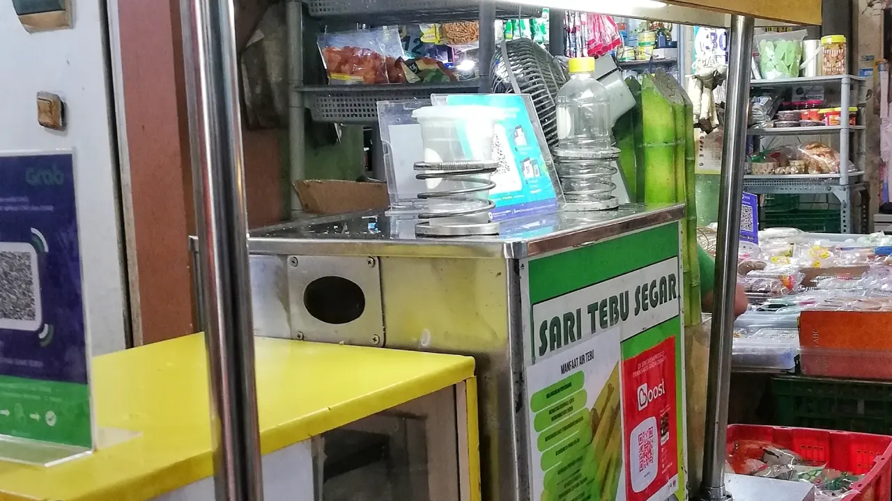 Fina Sari Tebu Alami