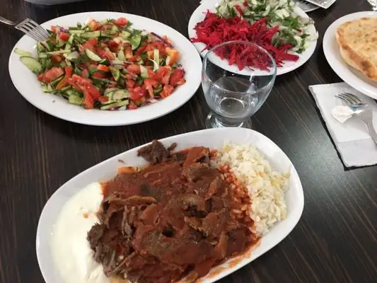 Ustabaşı Döner'nin yemek ve ambiyans fotoğrafları 3