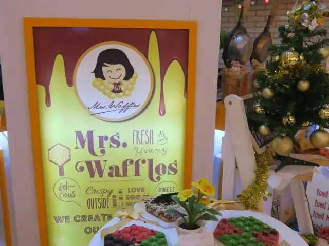 Gambar Makanan Mrs. Waffles 20