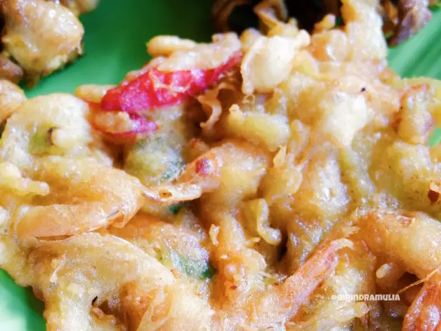 Gambar Makanan Ayam Goreng Aroma 3 9