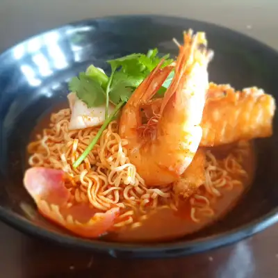 May Tip Thai Food Restaurant