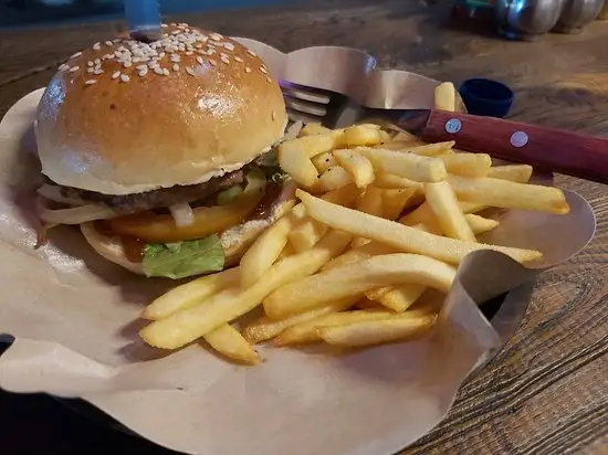 Gambar Makanan Burger House 3