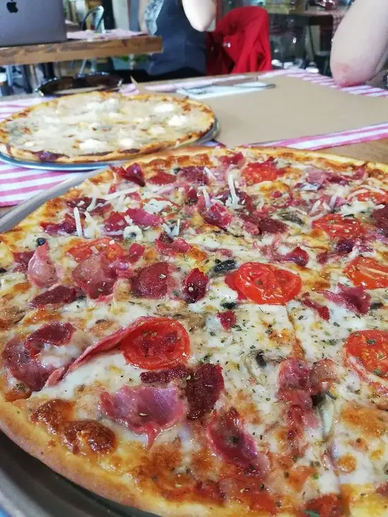 The Italian Cut - Pizza & Kitchen'nin yemek ve ambiyans fotoğrafları 16