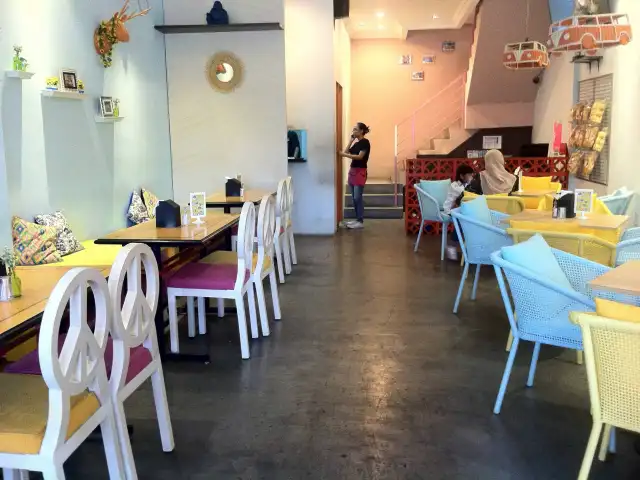 Gambar Makanan HeyDay Restaurant & Cafe 16