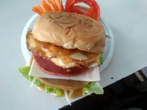 Burger Yayuk Patih Nambi