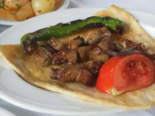 Adana Dostlar Kebapçısı'nin yemek ve ambiyans fotoğrafları 64
