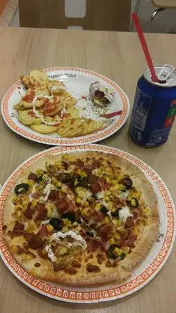 Pizza Pizza'nin yemek ve ambiyans fotoğrafları 1
