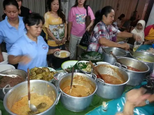 Gambar Makanan Nasi Liwet dan Special Cakar Mbak Endang 14