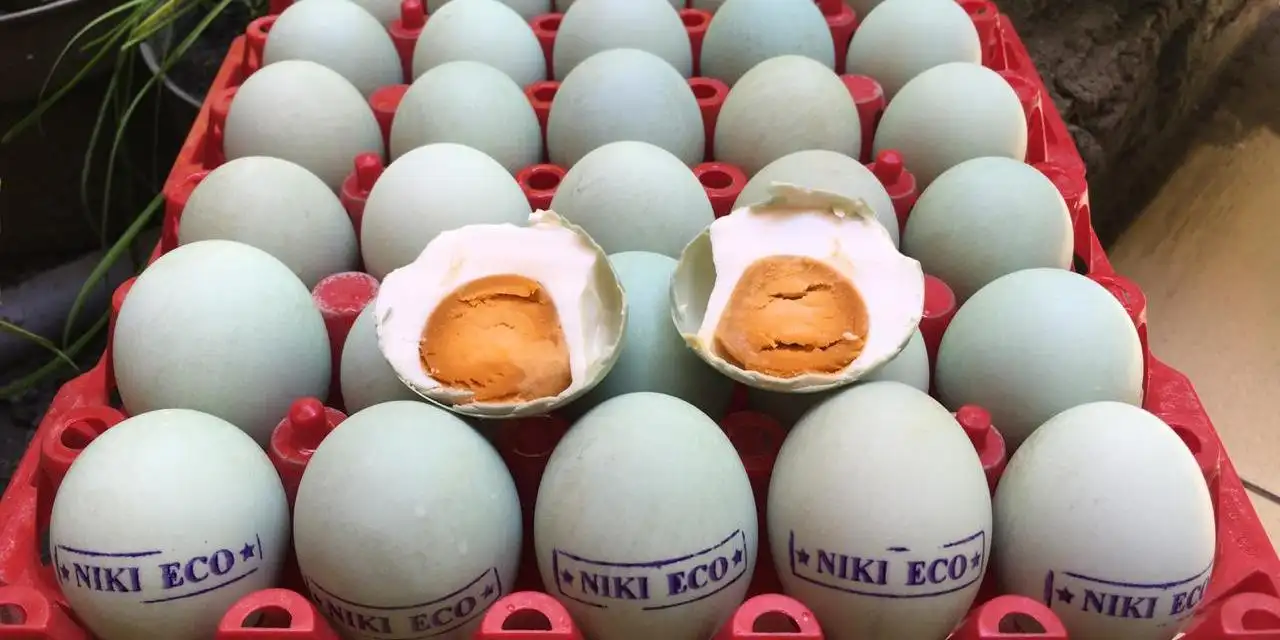Telur Asin Niki Eco, Pare