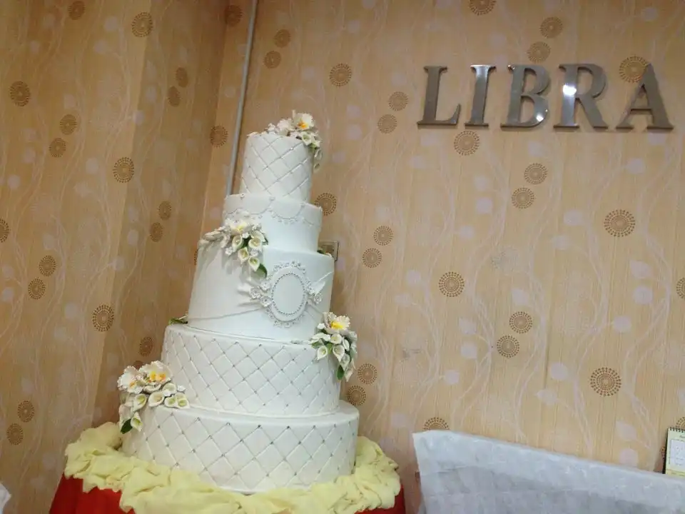 Libra Cake