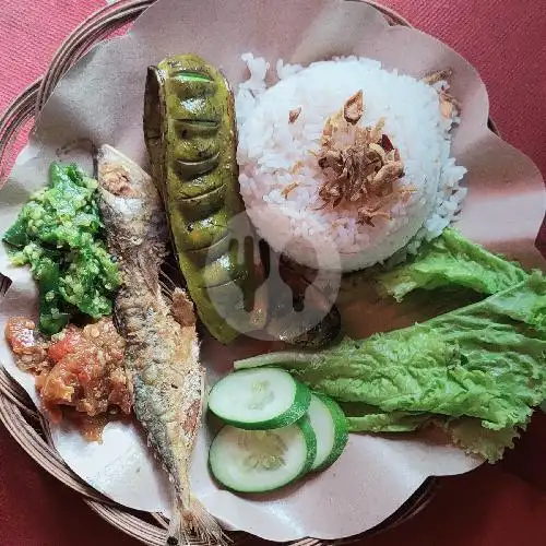 Gambar Makanan Ayam Penyet Cabe Ijo Zidan 8