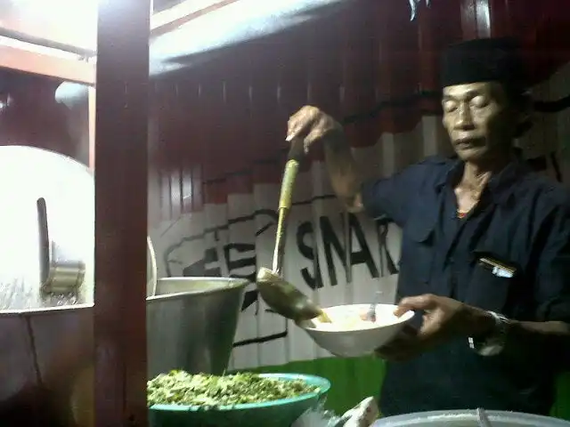 Gambar Makanan Soto Ayam Pak Umar 10