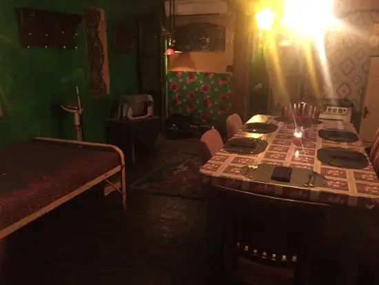 La Favela Bar Y Restaurant